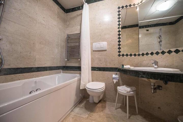 Bath Photo