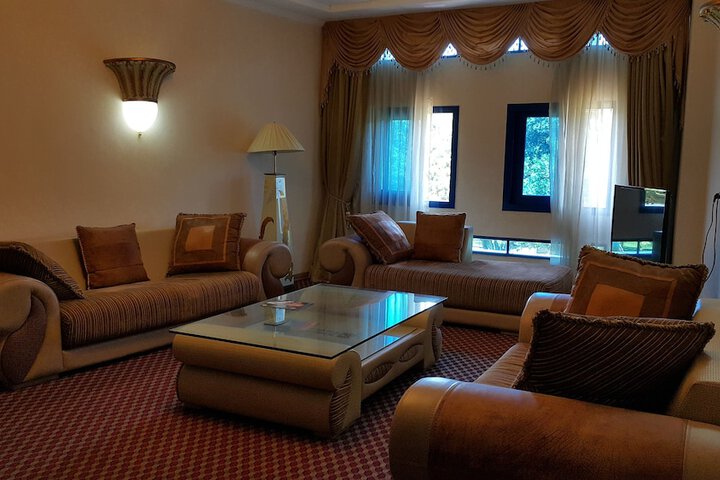 Room 15 of 52