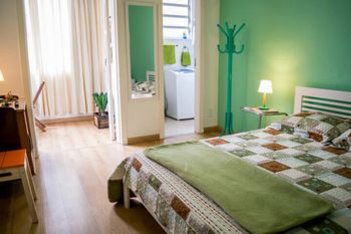 Room 2 of 18