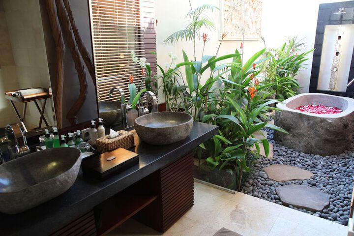 Bath Interior