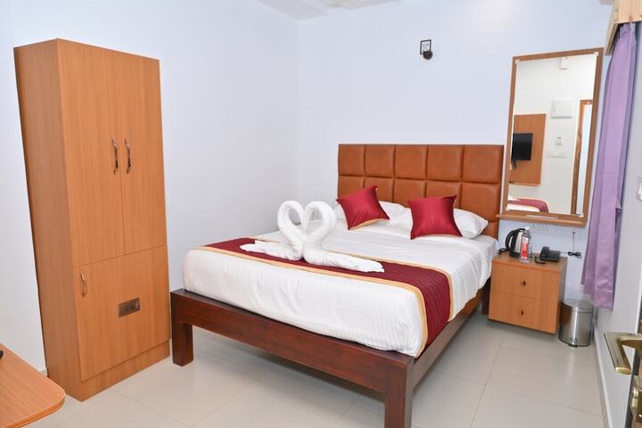 Room 16 of 52
