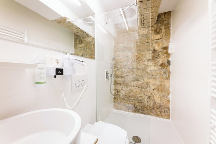 Clean Restrooms