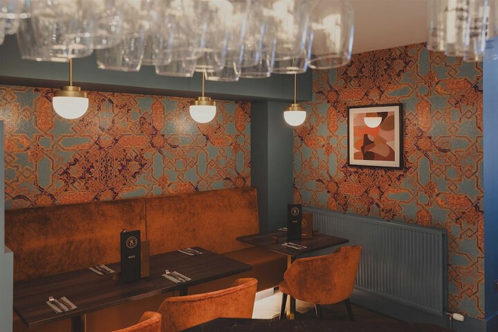 Dining 69 of 84