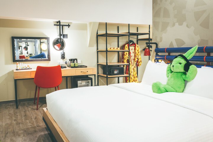 Room 21 of 91