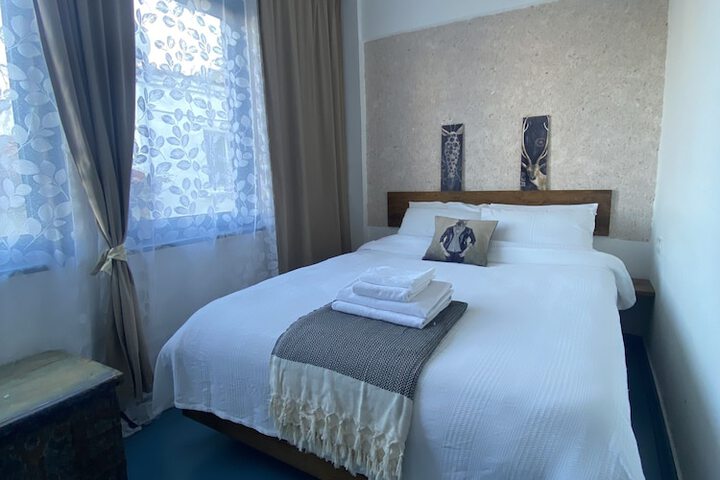 Room 7 of 49