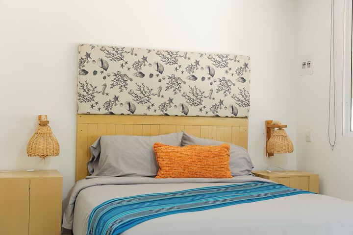 Room 54 of 163