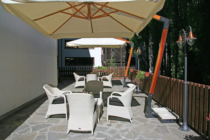 Dining Photos