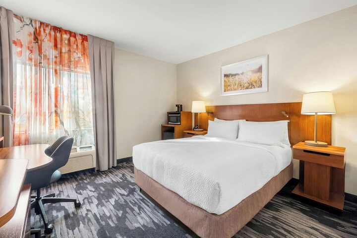 Room 32 of 58