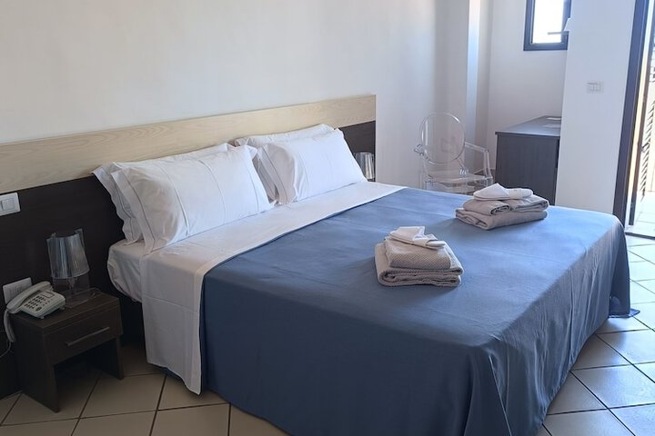 Room 47 of 110