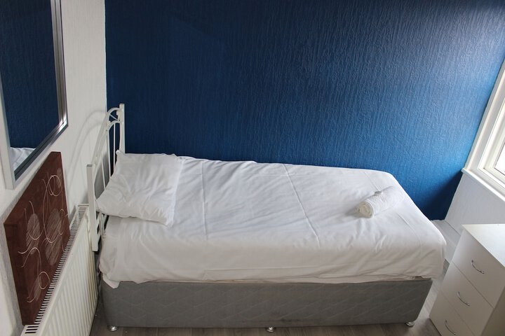 Room 59 of 106