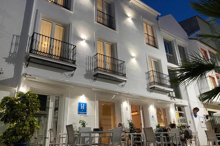 The Old Town Boutique Hotel - Adults Recommended