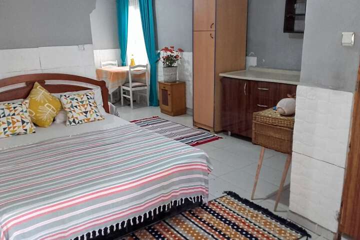 Room 16 of 23