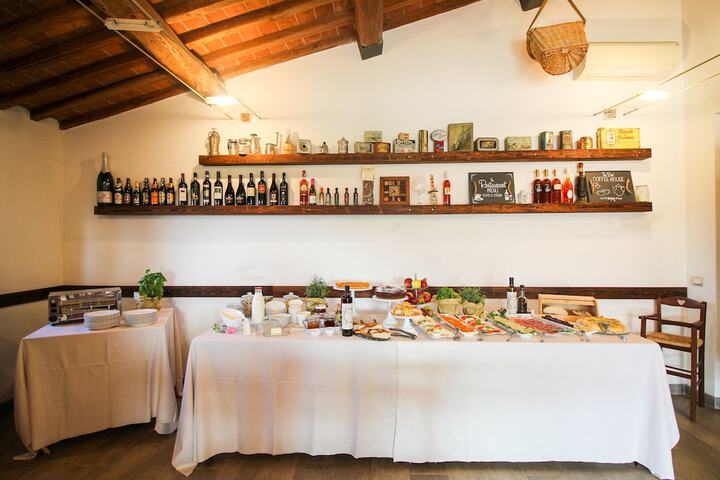 Dining 158 of 175