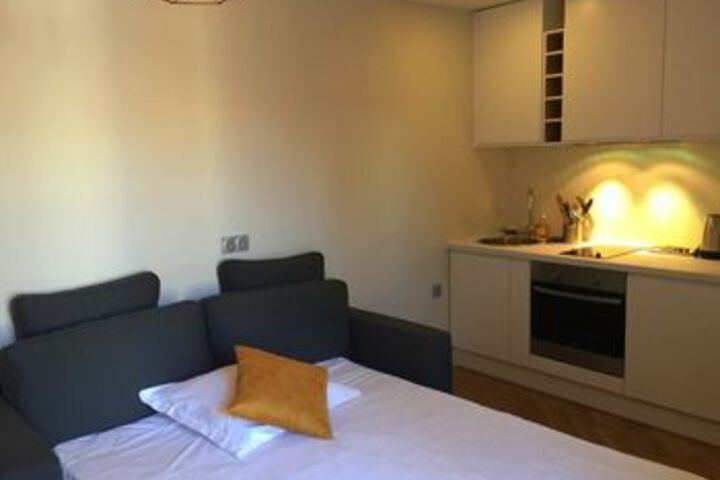 Room 181 of 200