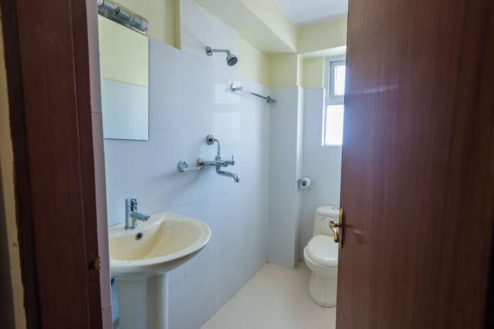 Room 34 of 54
