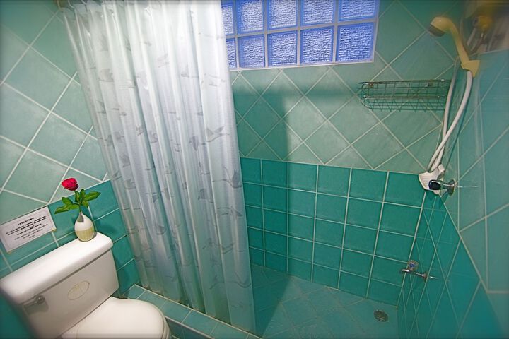 Room 15 of 21