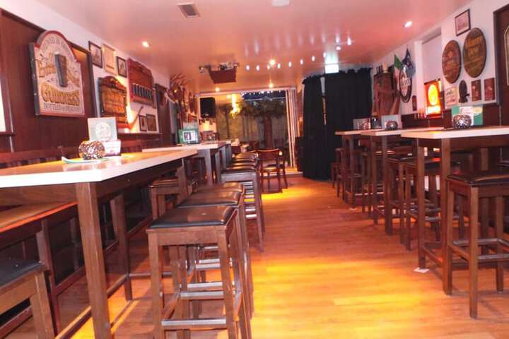 Lounge 41 of 65