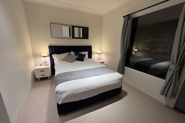 Room 11 of 63