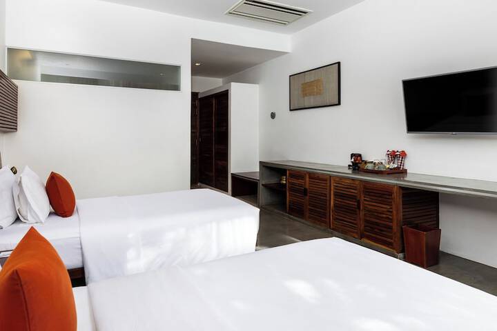 Room 20 of 130