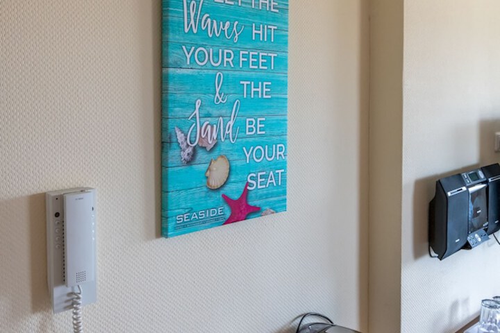 Room 48 of 187