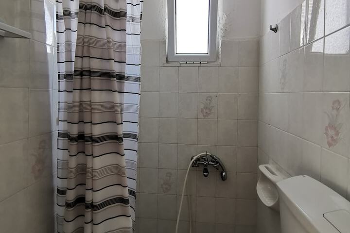 Room 31 of 57