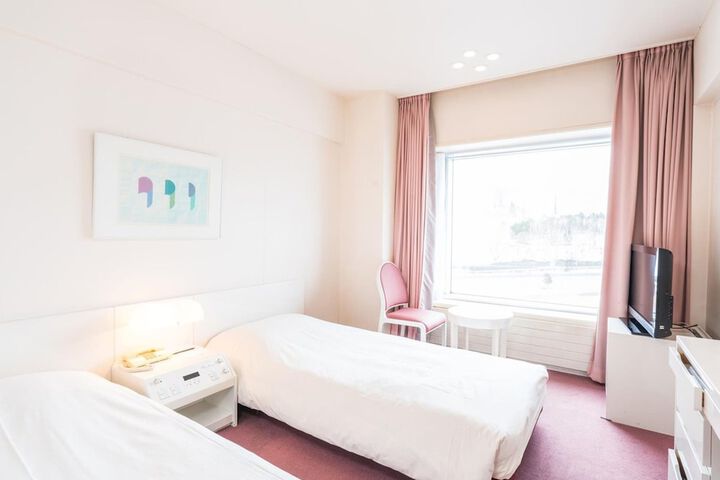 Room 9 of 257