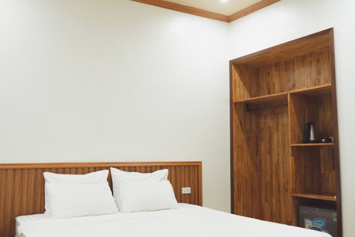 Room 5 of 91