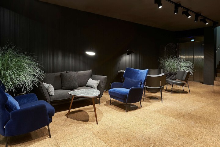 Hotel Lobby