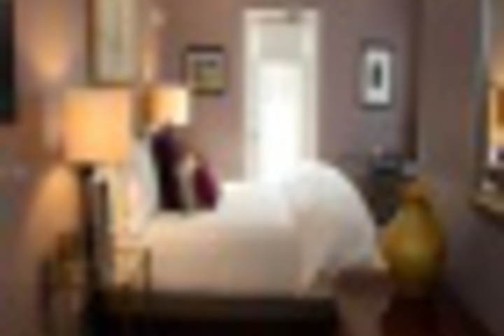 Room 375 of 396