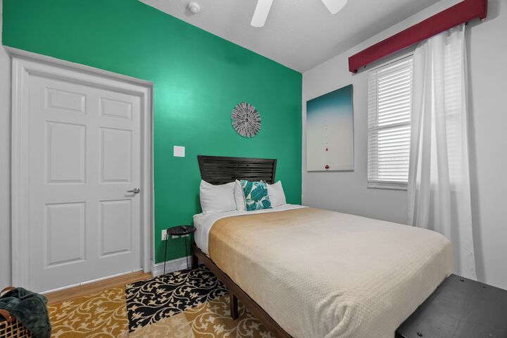Room 19 of 52