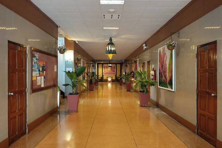 Hotel Interior 9 of 38