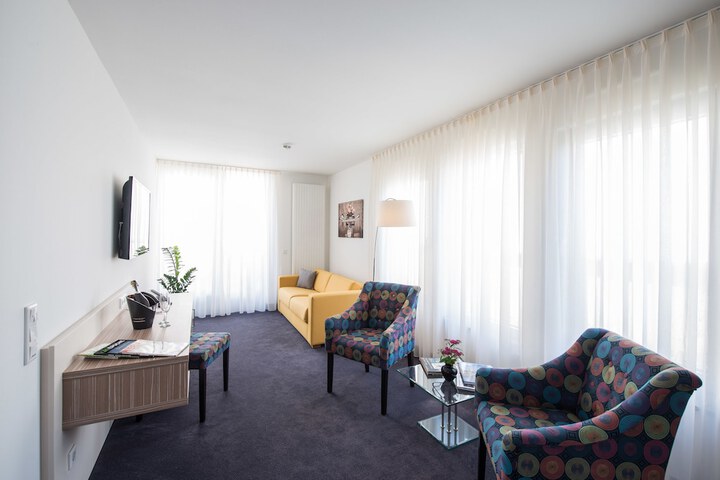 Room 20 of 44
