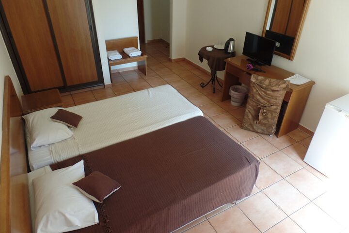 Room 7 of 64
