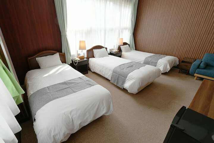 Room 9 of 69