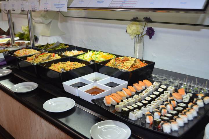 Dining 42 of 53