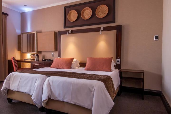 Room 5 of 26