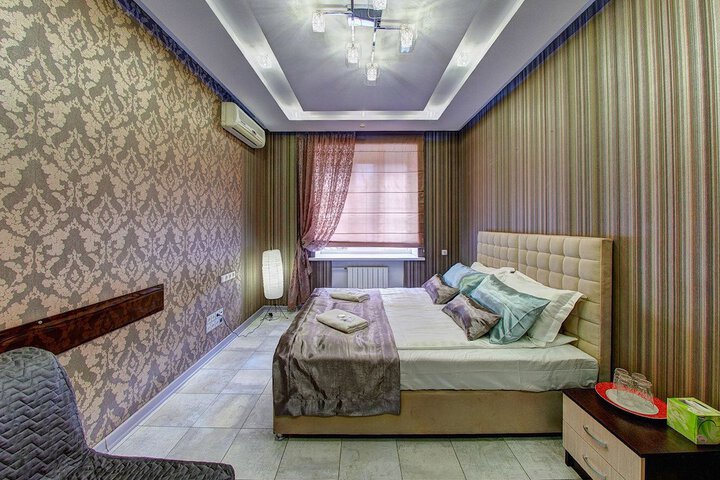 Room 5 of 52