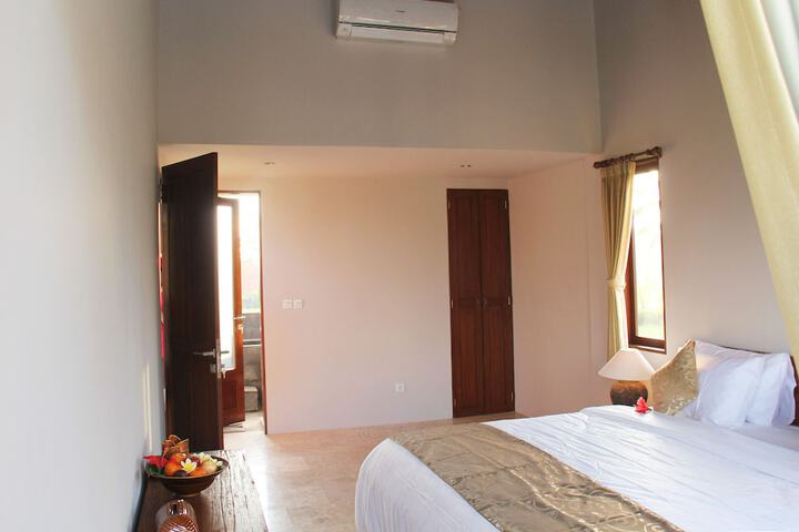 Room 7 of 45