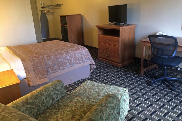 Room 10 of 49