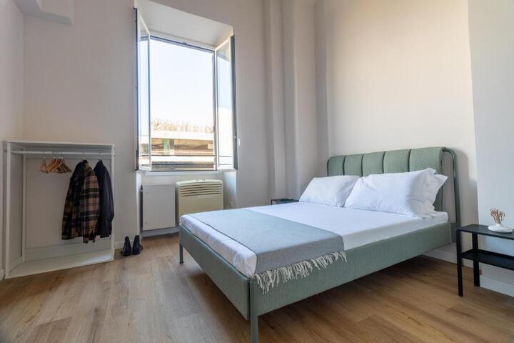 Joe Litty Rooms
