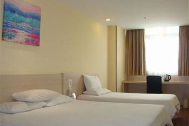 Room 31 of 61