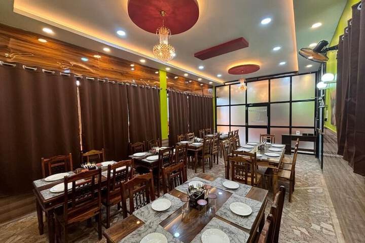 Dining 59 of 73
