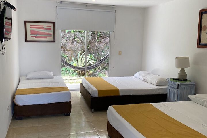 Room 5 of 13