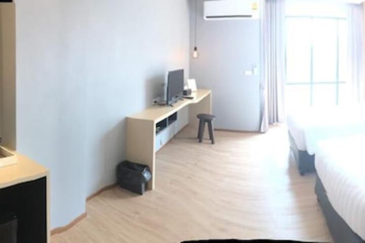Room 16 of 61