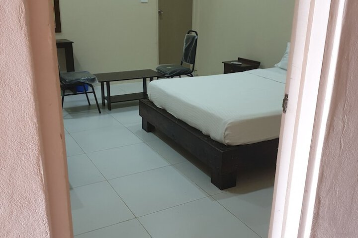 Room 9 of 45