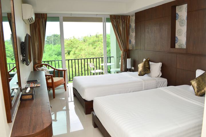 Room 20 of 65