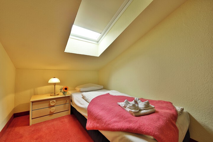 Room 16 of 51