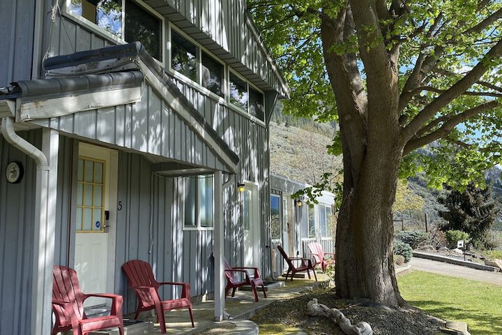 Hotel 67 of 74