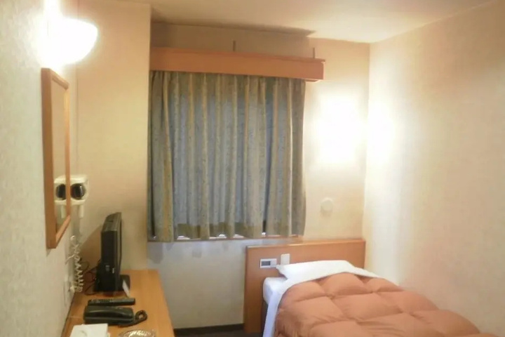 Room 10 of 10