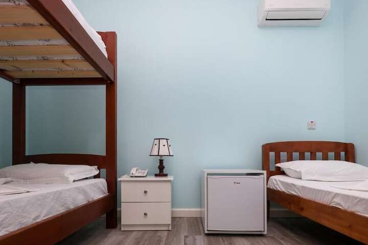 Room 56 of 122